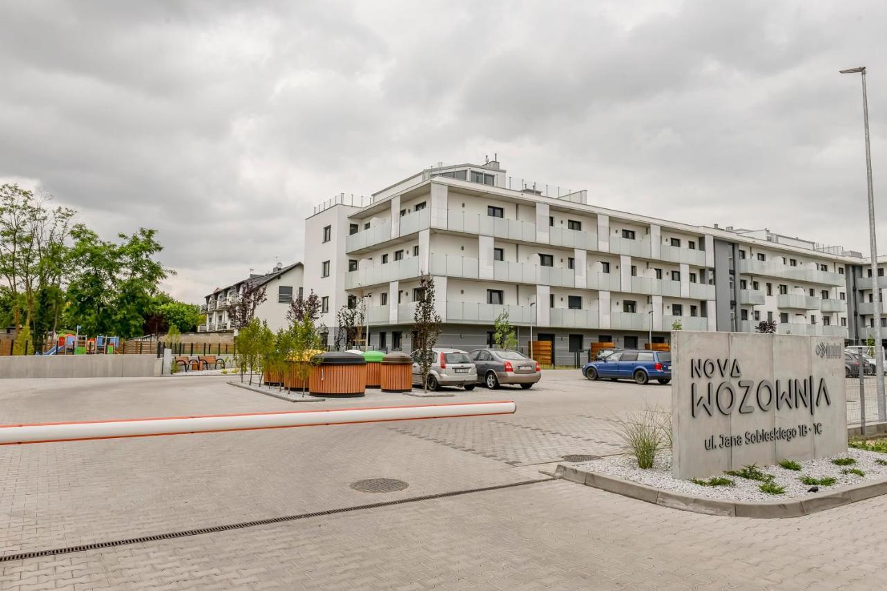 Nova Wozownia Appartement Leszno  Buitenkant foto